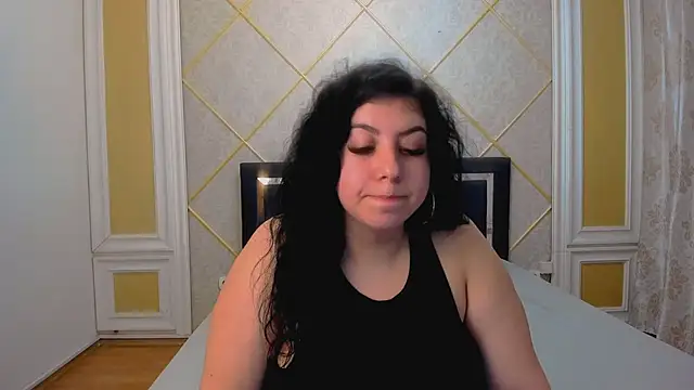 CurvyBabeXo online show from 10-19-25, 07:36