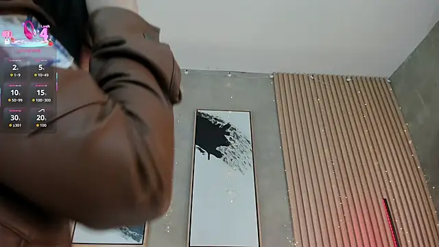 Lily Vale online show from 01-06-26, 06:44