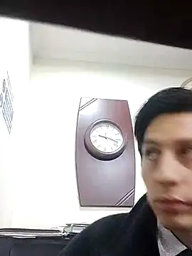 Snapshot of Carriata_larry chatting on 10-24-25, 02:19 Carriata larry online show from 10-24-25, 02:19