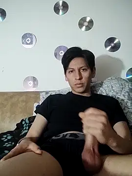 Snapshot of Carriata_larry chatting on 10-27-25, 03:32 Carriata larry online show from 10-27-25, 03:32