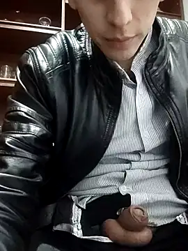 Snapshot of Carriata_larry chatting on 10-29-25, 03:31 Carriata larry online show from 10-29-25, 03:31