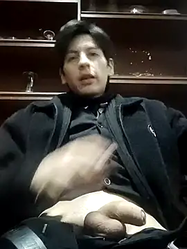 Snapshot of Carriata_larry chatting on 11-18-25, 03:45 Carriata larry online show from 11-18-25, 03:45