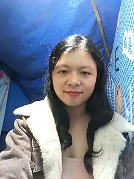 lisa-bae00 online show from 11-17-25, 11:43