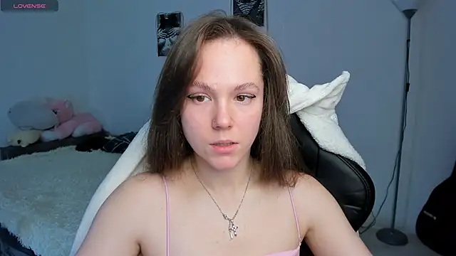 cute little Emily online show from 11-03-25, 04:03