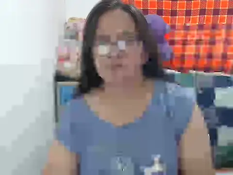 Snapshot of Kinkybela2025 chatting on 10-30-25, 02:57 Kinkybela2025 online show from 10-30-25, 02:57