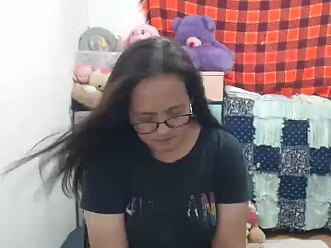 Kinkybela2025 online show from 11-15-25, 02:20