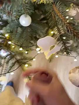 iCum uCum online show from 12-16-25, 12:43