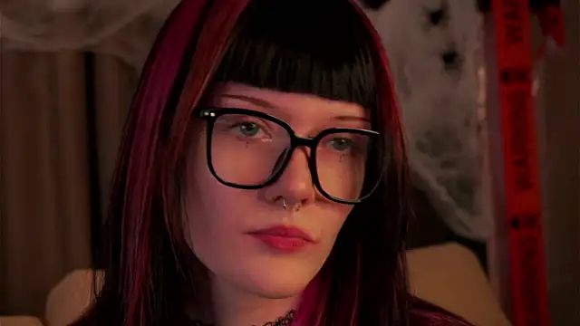 VeolaHoiness online show from 10-31-25, 11:11