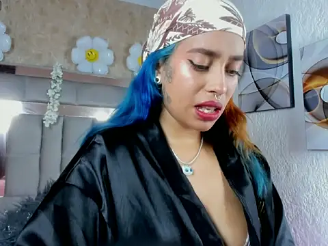 Cristall ravven online show from 12-19-25, 07:21