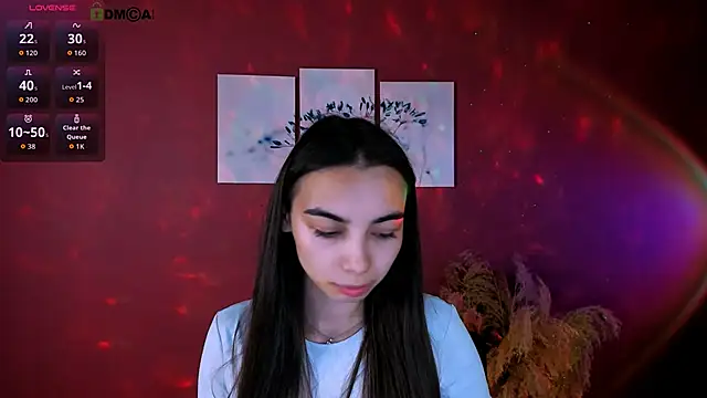 kira light   online show from 11-14-25, 07:56