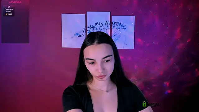 kira light   online show from 11-18-25, 07:29