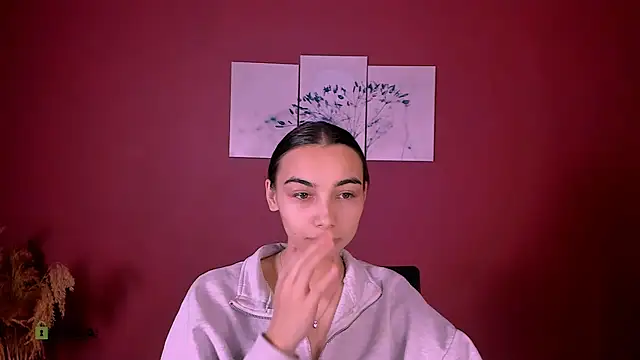 kira light   online show from 11-25-25, 07:36