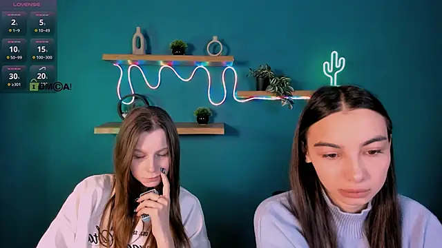 kira light   online show from 11-27-25, 09:22