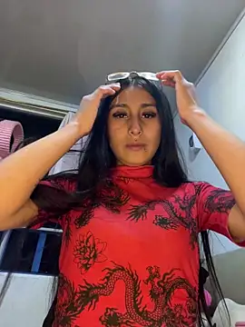 Violeet-Smith online show from 11-04-25, 02:54