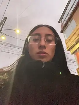 Violeet-Smith online show from 12-21-25, 11:01