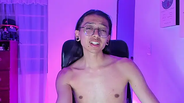  Astrea  online show from 04-08-26, 01:05