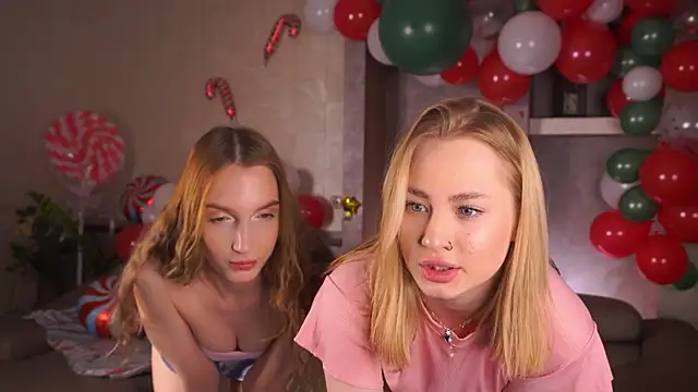 MarisLopaz online show from 12-21-25, 03:13