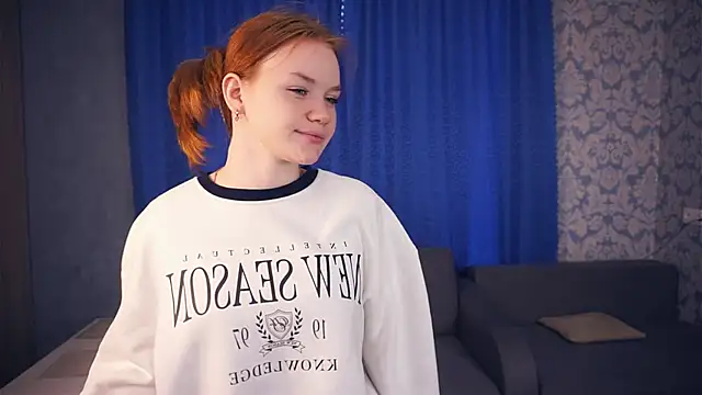 KarlynGow online show from 12-02-25, 07:03