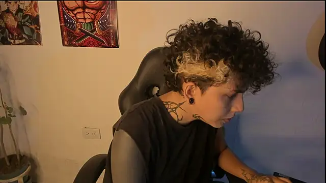 Snapshot of Abby_Evanns1 chatting on 01-09-26, 10:33 Abby Evanns1 online show from 01-09-26, 10:33