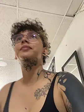 Snapshot of Abby_Evanns1 chatting on 01-15-26, 06:55 Abby Evanns1 online show from 01-15-26, 06:55