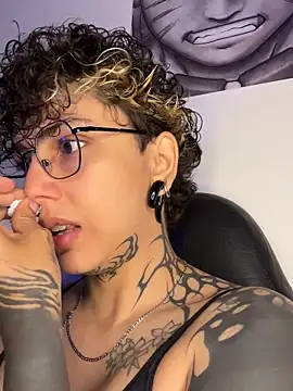 Snapshot of Abby_Evanns1 chatting on 02-13-26, 03:52 Abby Evanns1 online show from 02-13-26, 03:52