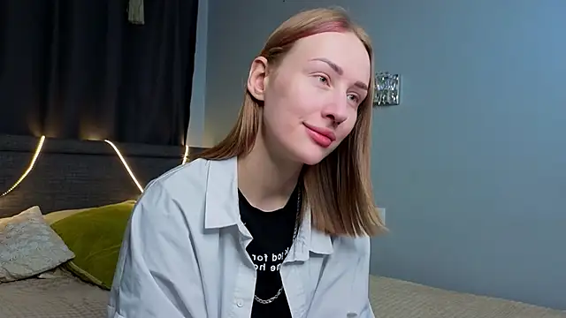 ZolaDickmann online show from 11-05-25, 08:25