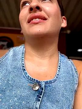 Talia Bonet online show from 11-30-25, 01:59