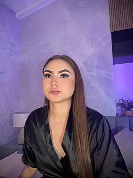 Snapshot of Beella1_ chatting on 11-03-25, 11:44 Beella1 online show from 11-03-25, 11:44