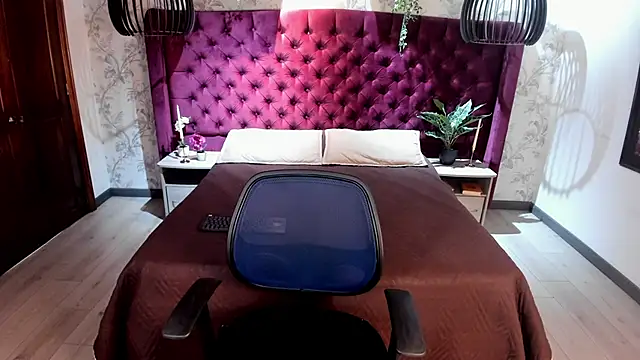 Snapshot of Lil_James chatting on 01-08-26, 08:11 Lil James online show from 01-08-26, 08:11