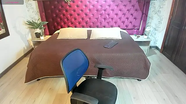 Snapshot of Lil_James chatting on 02-15-26, 08:27 Lil James online show from 02-15-26, 08:27