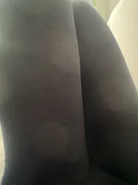 Snapshot of Rubia_divina7 chatting on 11-04-25, 10:47 Rubia divina7 online show from 11-04-25, 10:47