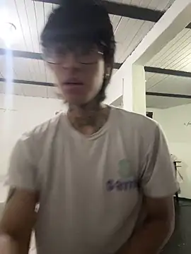 Snapshot of sflps chatting on 02-10-26, 04:44 sflps online show from 02-10-26, 04:44