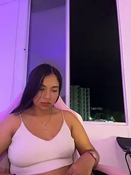 aly nicols online show from 10-28-25, 12:36