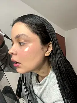 Selena Roa online show from 12-20-25, 06:26