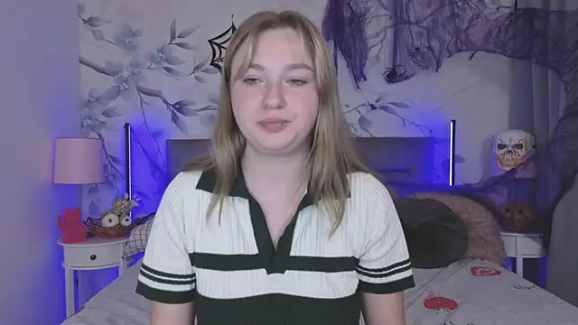 Snapshot of Ailissa__fox chatting on 10-24-25, 01:07 Ailissa  fox online show from 10-24-25, 01:07