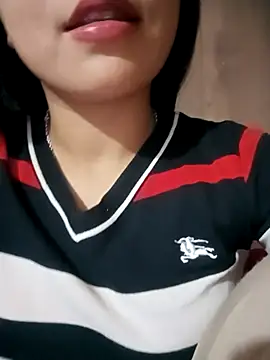 Snapshot of -Lanaa- chatting on 11-04-25, 07:40 -Lanaa- online show from 11-04-25, 07:40