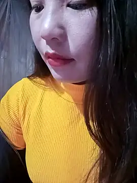 Snapshot of -Lanaa- chatting on 11-28-25, 06:21 -Lanaa- online show from 11-28-25, 06:21