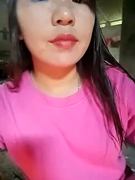 Snapshot of -Lanaa- chatting on 12-04-25, 08:01 -Lanaa- online show from 12-04-25, 08:01