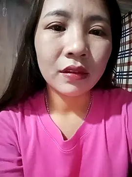 Snapshot of -Lanaa- chatting on 12-22-25, 05:32 -Lanaa- online show from 12-22-25, 05:32