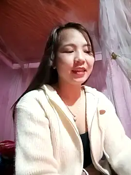 Snapshot of -Lanaa- chatting on 01-17-26, 08:12 -Lanaa- online show from 01-17-26, 08:12