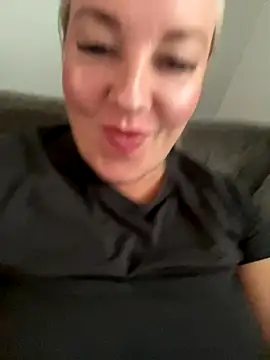 Jenna-LeeXX online show from 11-08-25, 03:01