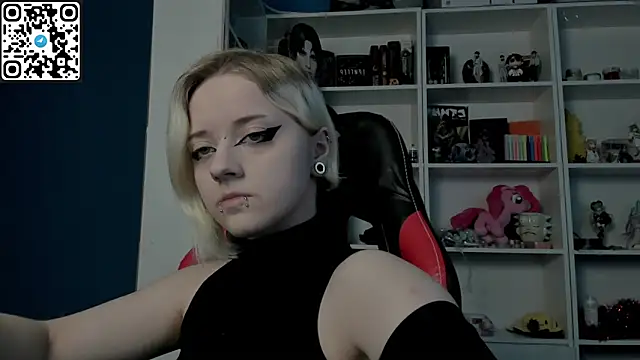 Holy Mistress S online show from 02-06-26, 09:56