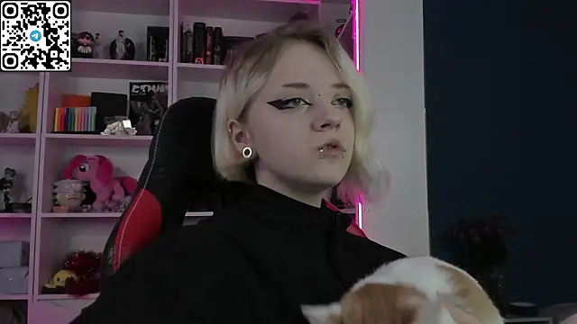 Holy Mistress S online show from 02-17-26, 09:39