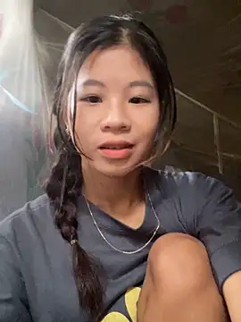 ninixinh online show from 10-25-25, 02:52