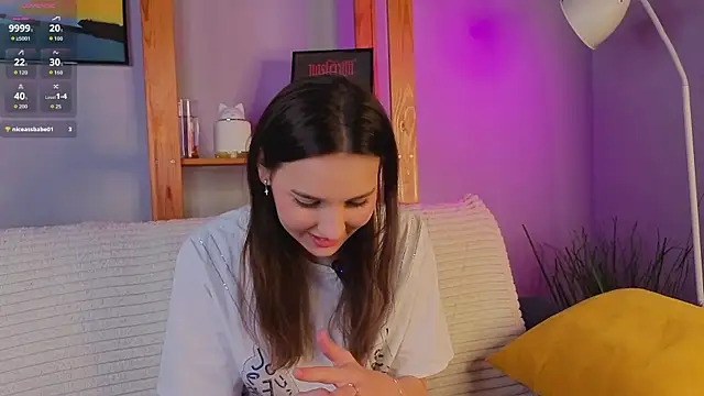 KateCahee online show from 12-17-25, 01:22