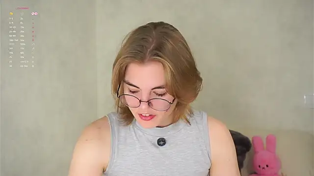 Snapshot of MelodyBaur chatting on 02-04-26, 12:44 MelodyBaur online show from 02-04-26, 12:44