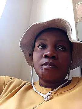 blackbeautyxx92 online show from 11-13-25, 08:02