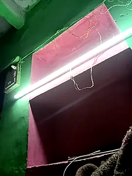 QRESABABY online show from 12-21-25, 10:50