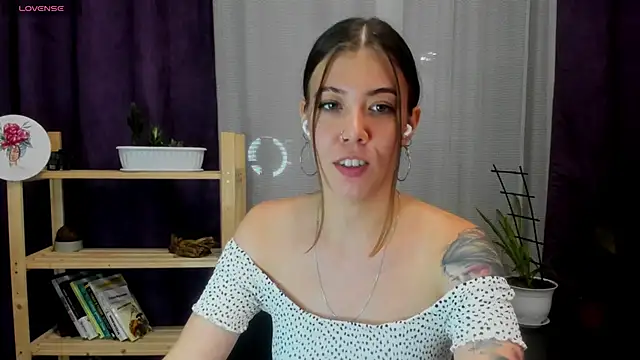 twinkle rosie online show from 11-29-25, 06:22