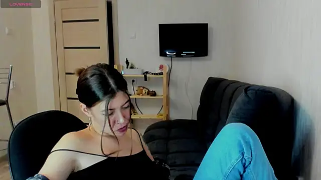 twinkle rosie online show from 12-13-25, 07:53